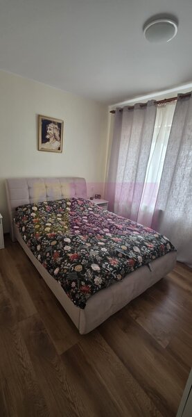Apartament 2 camere, etaj 2, de vanzare in Busteni